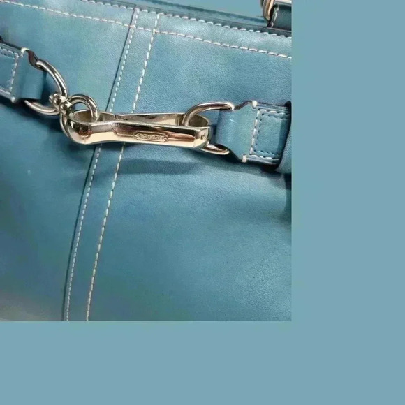 COACH Hamptons Teal Leather Belted Satchel Y2K - Picture 6 of 11
